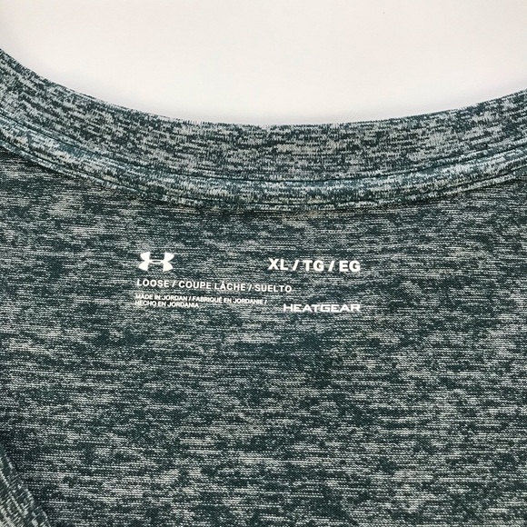 Lot (2) Under Armour Loose Fit Heatgear V Neck Tee - Picture 9 of 12